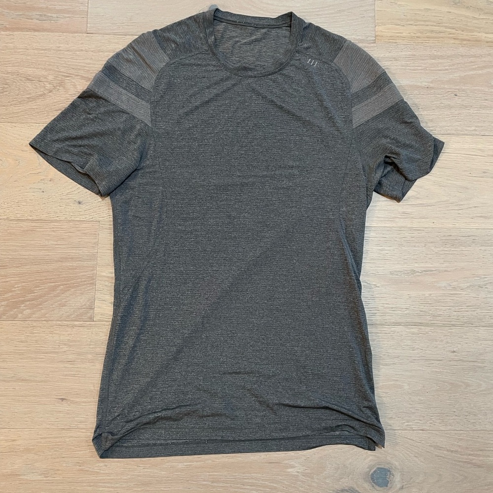 Lululemon shirt